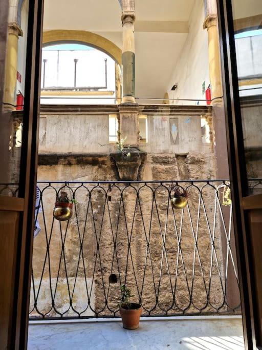 Old Town Loft - Palermo Appartement Buitenkant foto
